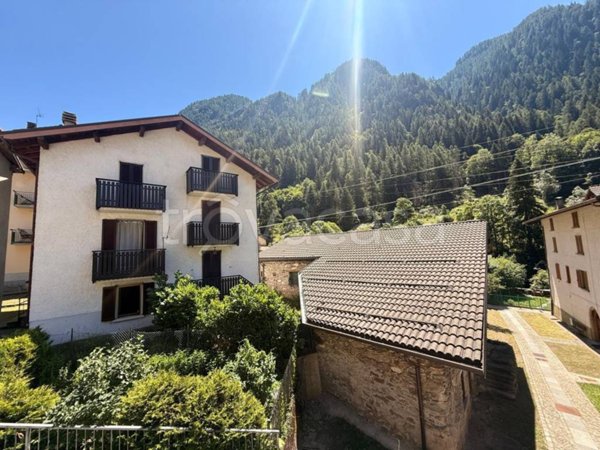 appartamento in vendita a Carona