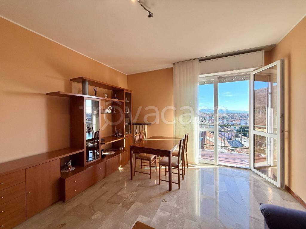appartamento in vendita a Carvico