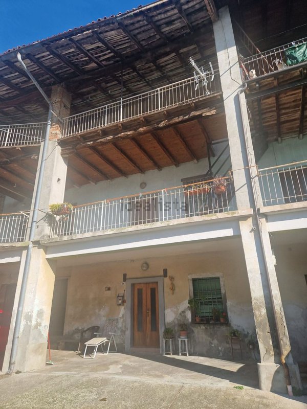 appartamento in vendita a Carvico