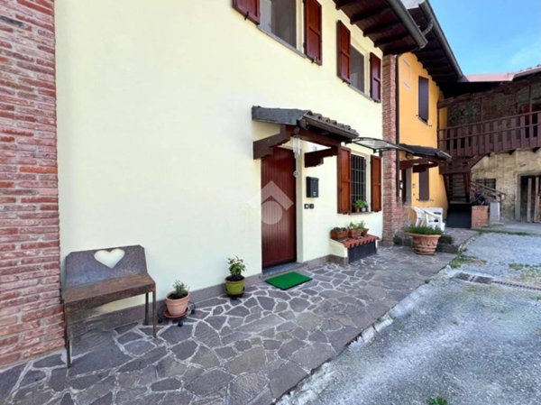 appartamento in vendita a Carvico