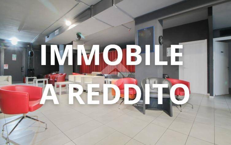 negozio in vendita a Carvico