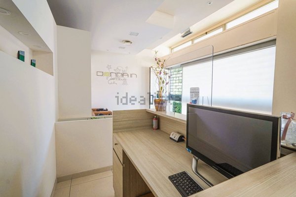 negozio in vendita a Carvico