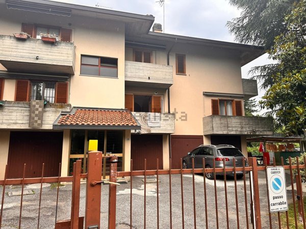 appartamento in vendita a Carvico