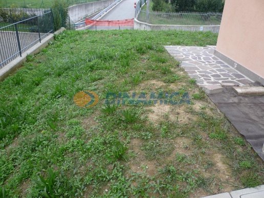 casa indipendente in vendita a Carvico