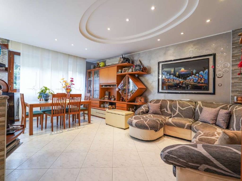 appartamento in vendita a Carvico