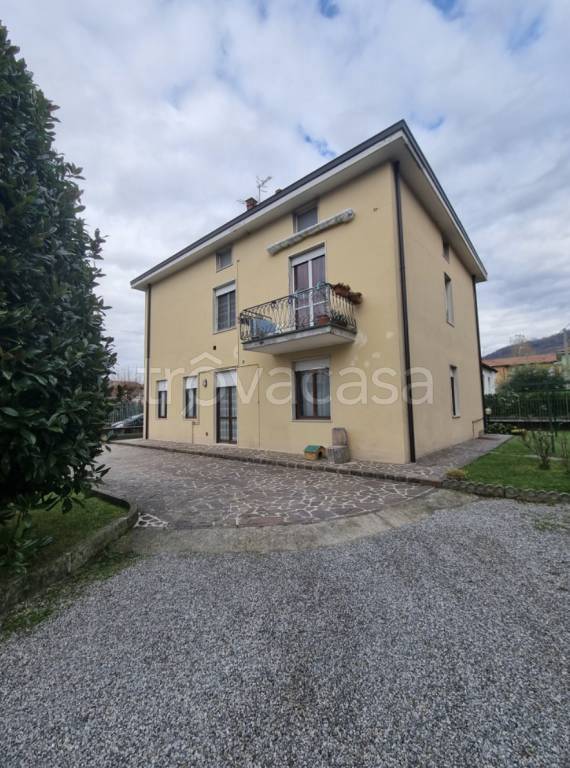 appartamento in vendita a Carvico