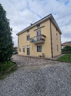 appartamento in vendita a Carvico