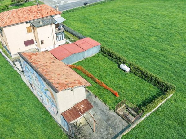 casa indipendente in vendita a Carvico