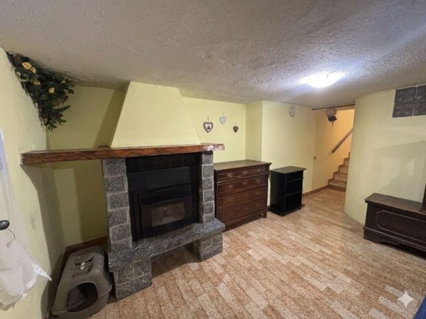 casa indipendente in vendita a Carvico
