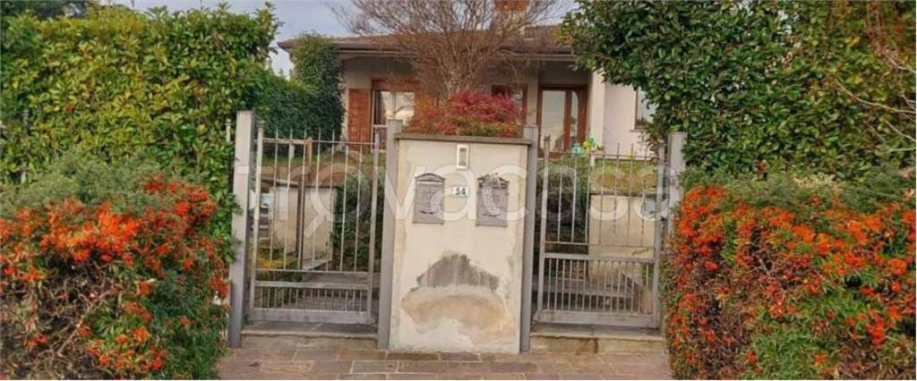 casa indipendente in vendita a Carvico