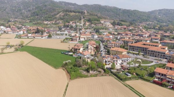 villetta a schiera in vendita a Carvico