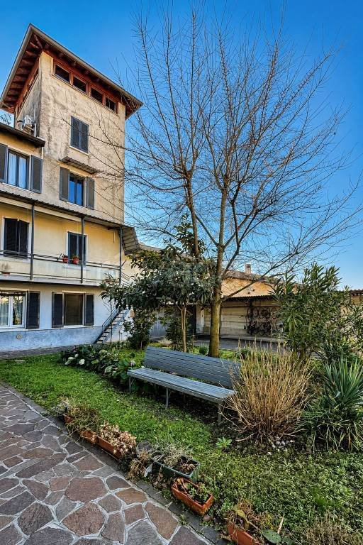 appartamento in vendita a Carvico