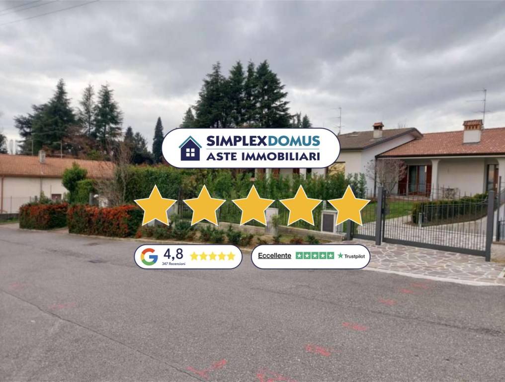 casa indipendente in vendita a Carvico
