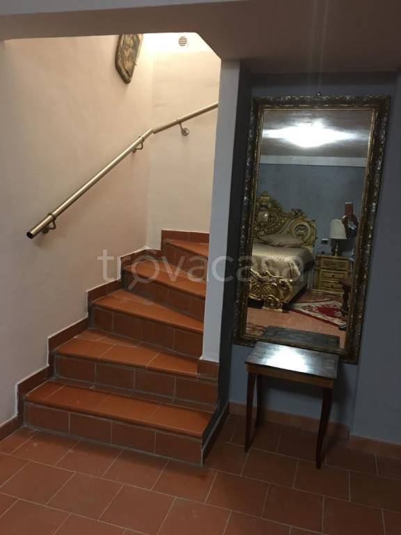 casa indipendente in vendita a Casazza in zona Colognola