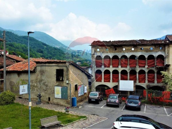 casa indipendente in vendita a Casazza