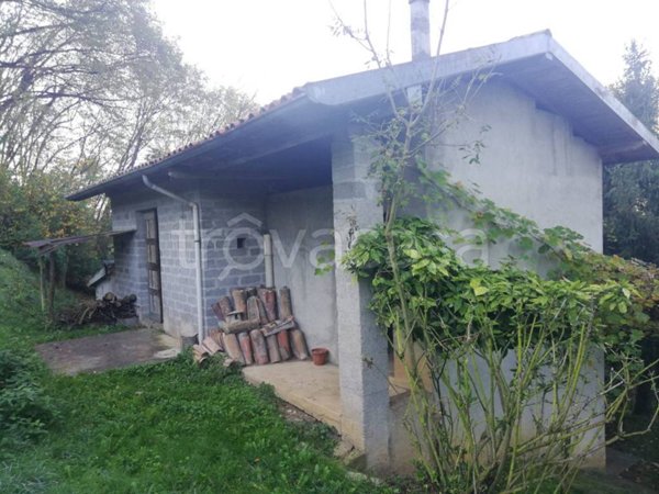 appartamento in vendita a Casazza in zona Colognola