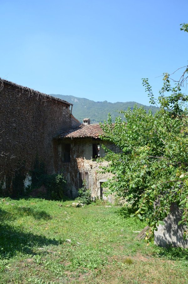 casale in vendita a Casazza