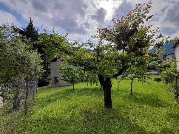 casa indipendente in vendita a Casazza