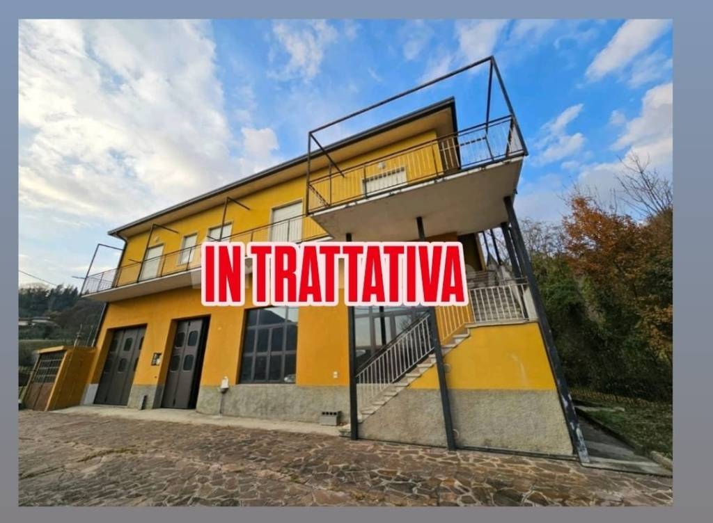 casa indipendente in vendita a Casazza