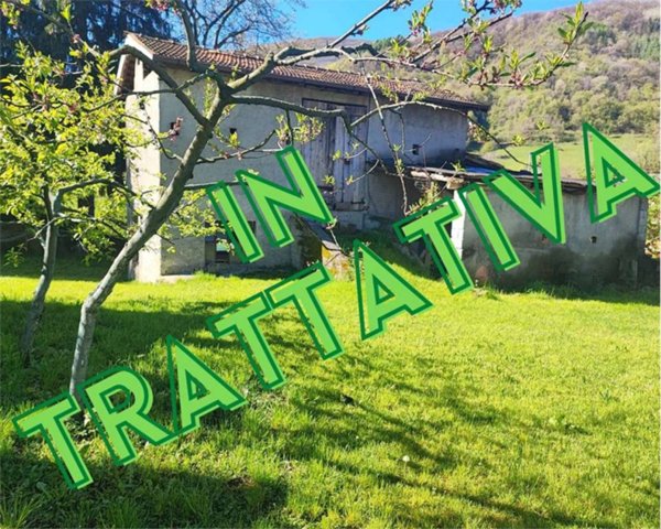 appartamento in vendita a Casazza in zona Mologno