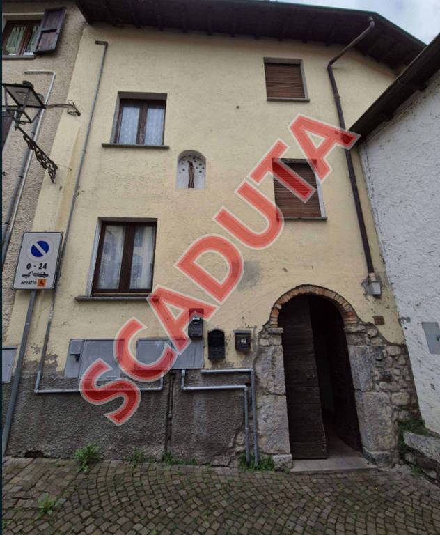 appartamento in vendita a Casazza