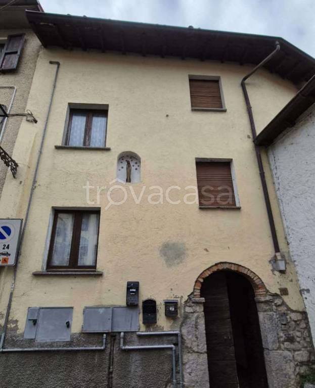 appartamento in vendita a Casazza