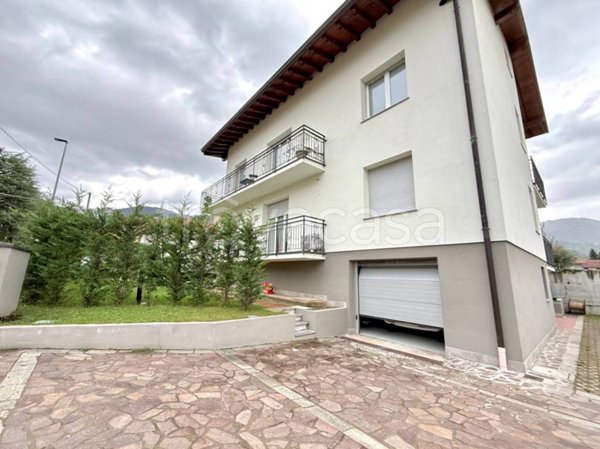 appartamento in vendita a Casazza