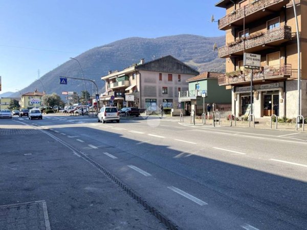 negozio in vendita a Casazza