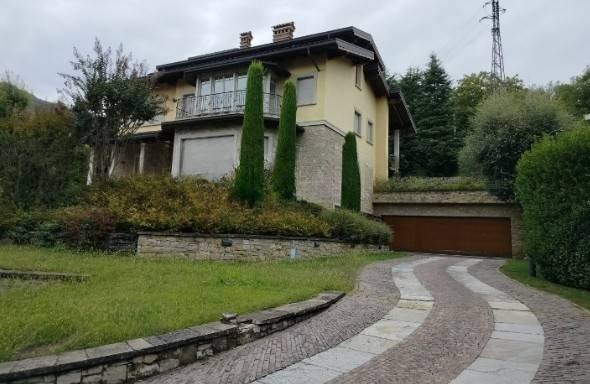 casa indipendente in vendita a Casazza