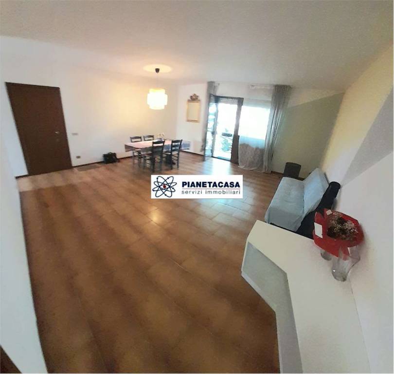 appartamento in vendita a Casazza in zona Colognola