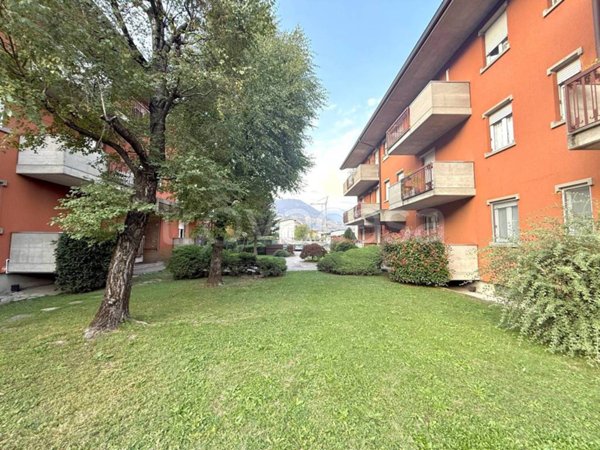 appartamento in vendita a Casazza in zona Colognola