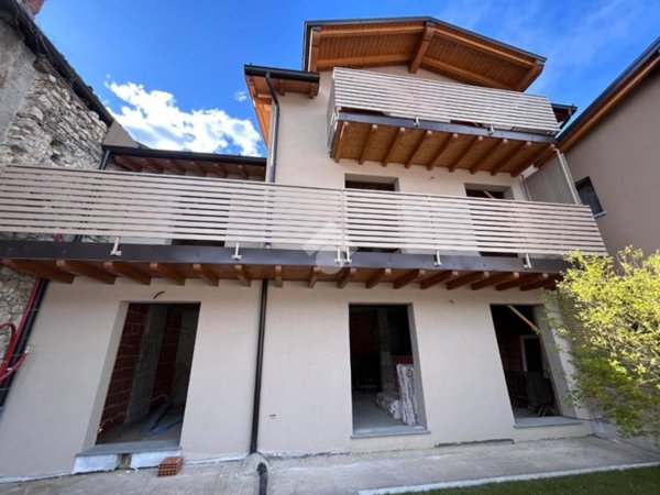 appartamento in vendita a Casazza