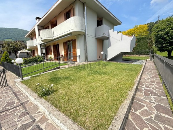 appartamento in vendita a Casazza