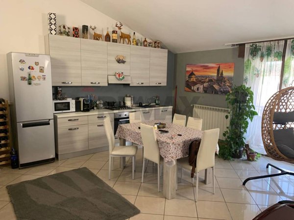appartamento in vendita a Casazza in zona Mologno