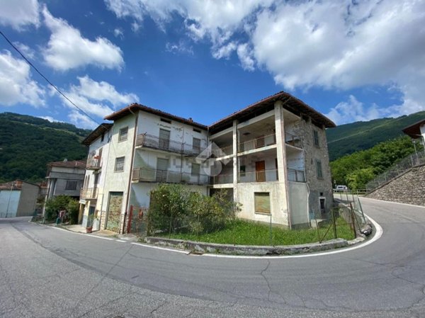 casale in vendita a Casazza