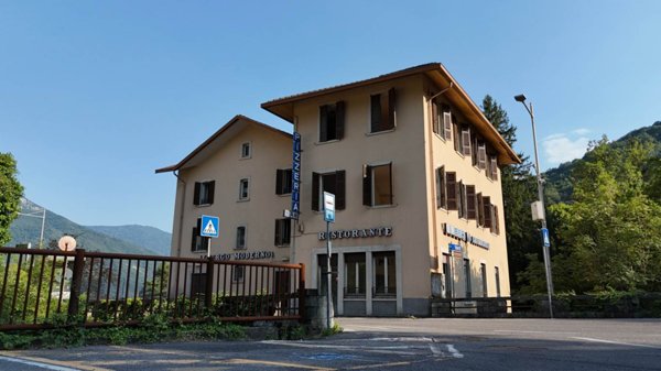 appartamento in vendita a Casazza in zona Mologno