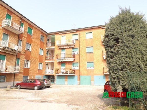 appartamento in vendita a Casirate d'Adda