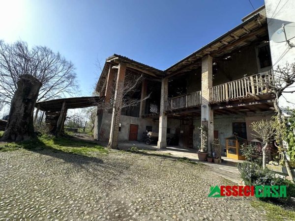 casa indipendente in vendita a Casirate d'Adda