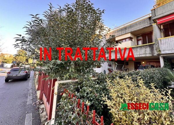 casa indipendente in vendita a Casirate d'Adda