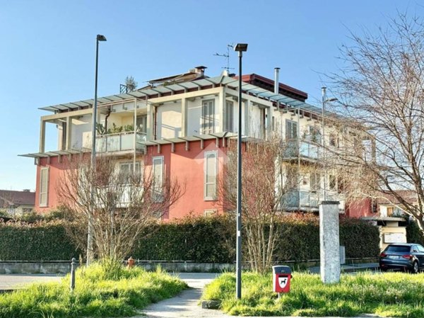 appartamento in vendita a Casirate d'Adda