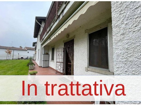 casa indipendente in vendita a Casirate d'Adda