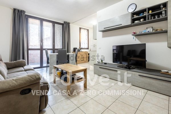 appartamento in vendita a Casirate d'Adda