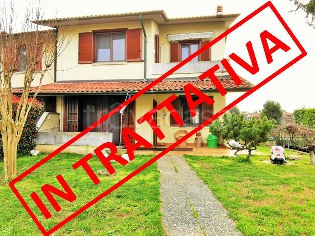 casa indipendente in vendita a Casirate d'Adda