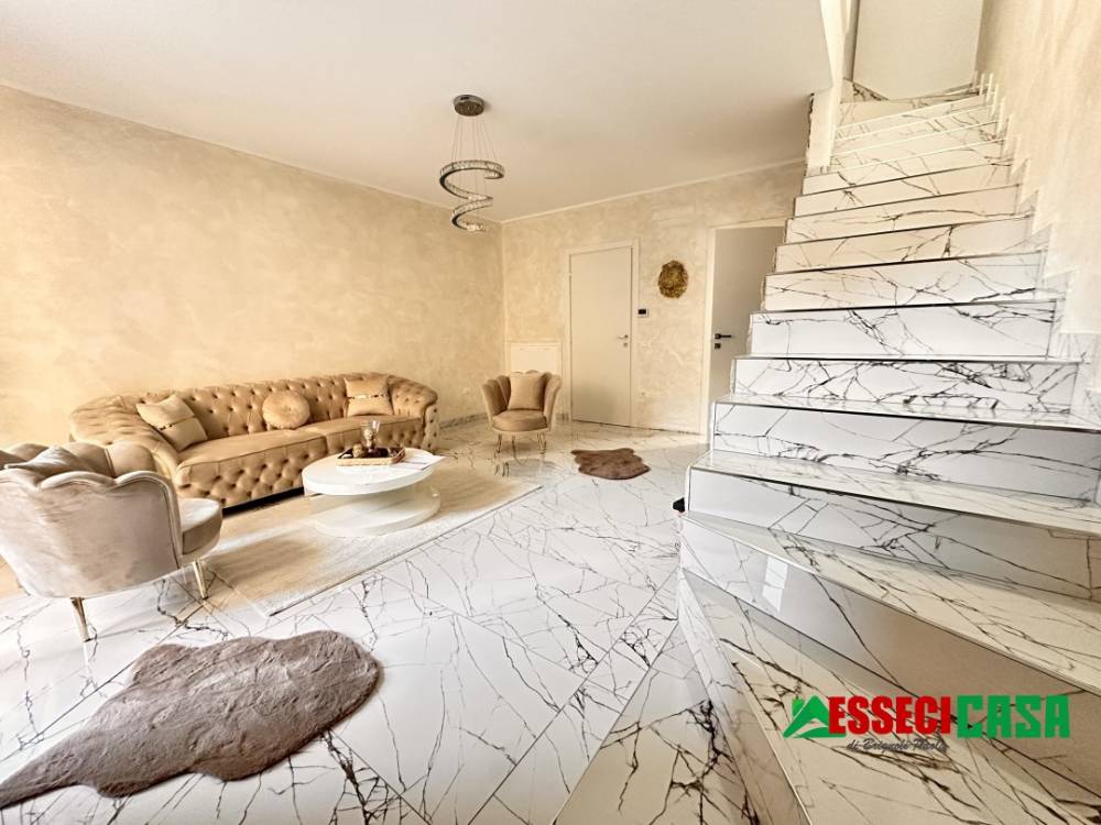 casa indipendente in vendita a Casirate d'Adda