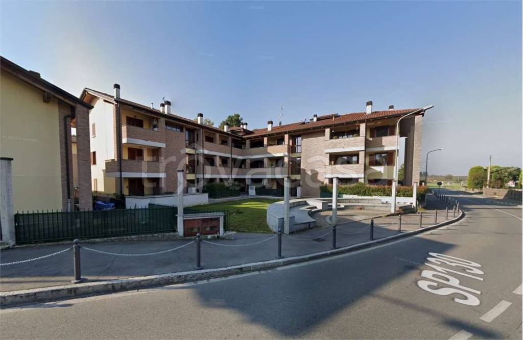 appartamento in vendita a Casirate d'Adda