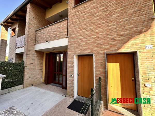 casa indipendente in vendita a Casirate d'Adda