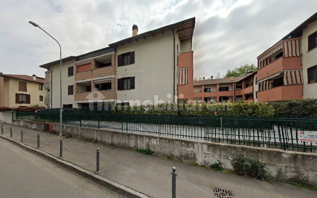 appartamento in vendita a Casirate d'Adda