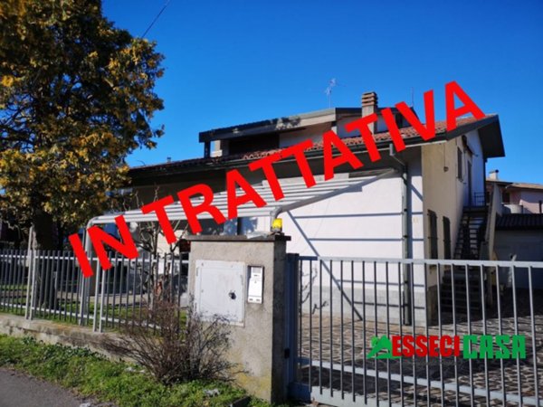 appartamento in vendita a Casirate d'Adda