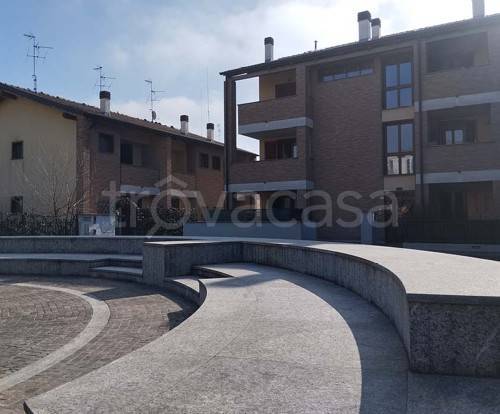 appartamento in vendita a Casirate d'Adda