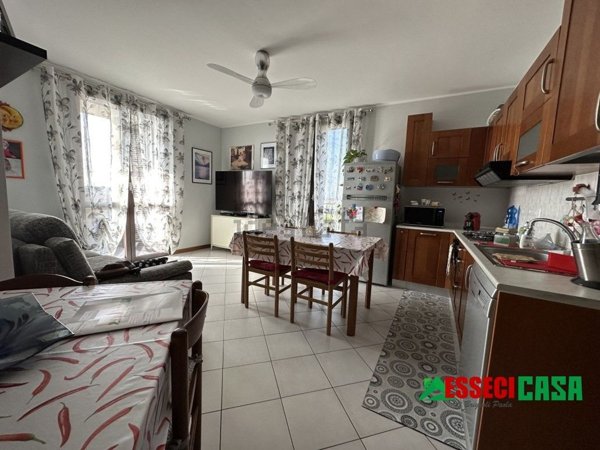 appartamento in vendita a Casirate d'Adda